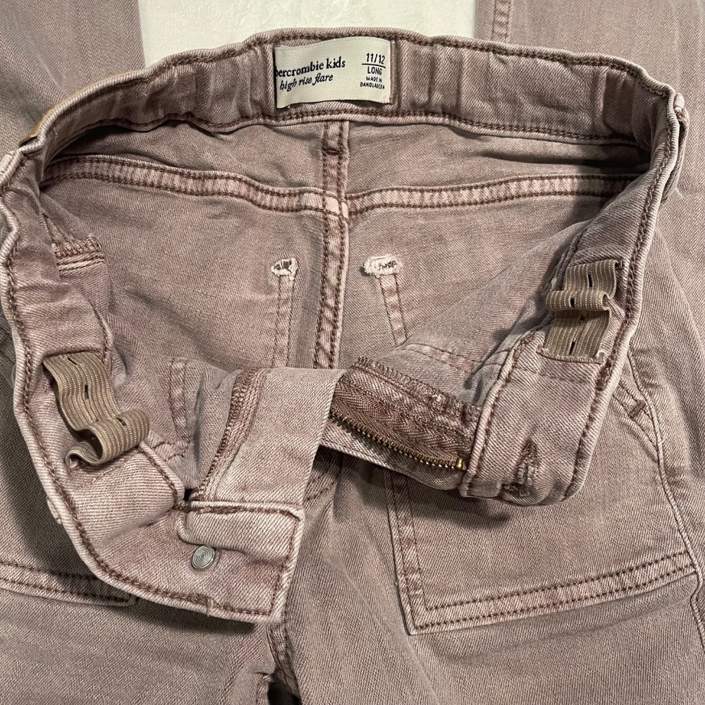 Abercrombie kids high rise flare size 11/12 Long - Picture 8 of 9